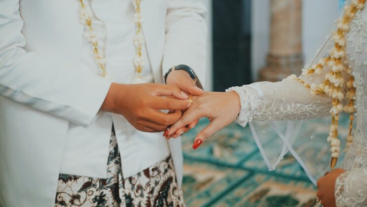 Kapan Sebaiknya Memutuskan Untuk Menikah?