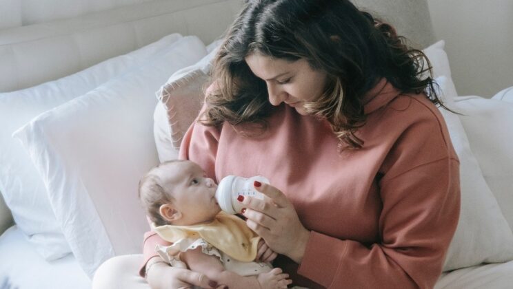 Parenting: Pentingkah Punya ASIP Sebanyak Nagita Slavina?