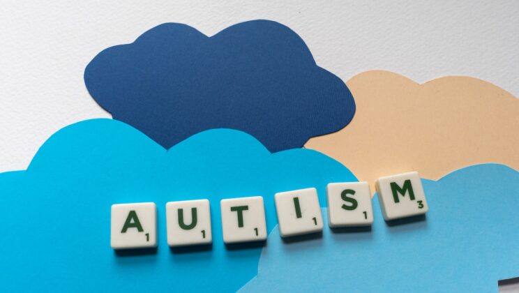 4 Aktor yang Pernah Berperan Sebagai Penyandang Autisme