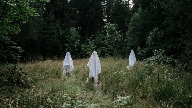 Hantu dan Pragmatisme Mereka Menyikapi Pembangunan