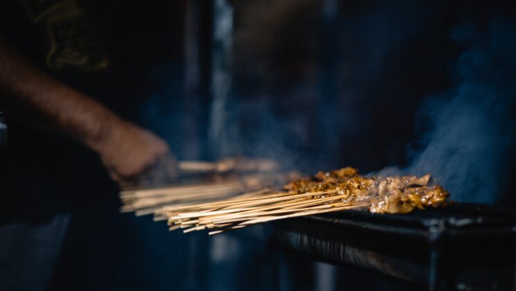 Sate Ayam Pak Teguh, Sate Ayam Legend di Blora