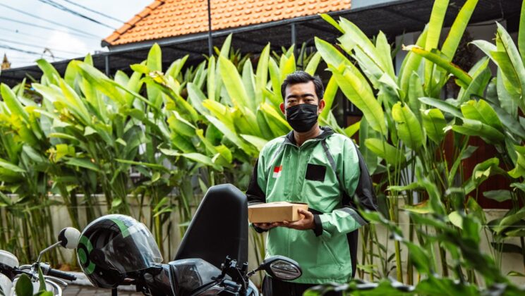 Di Balik Pesan Driver: Memahami Norma Sosial dalam Era Digital